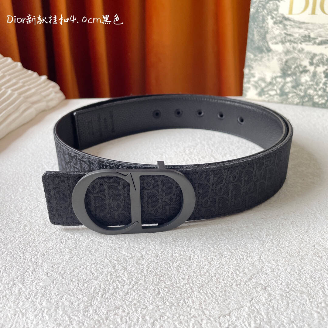 Dior Dior ‘CD’ Buckle Oblique Trotter – DB023