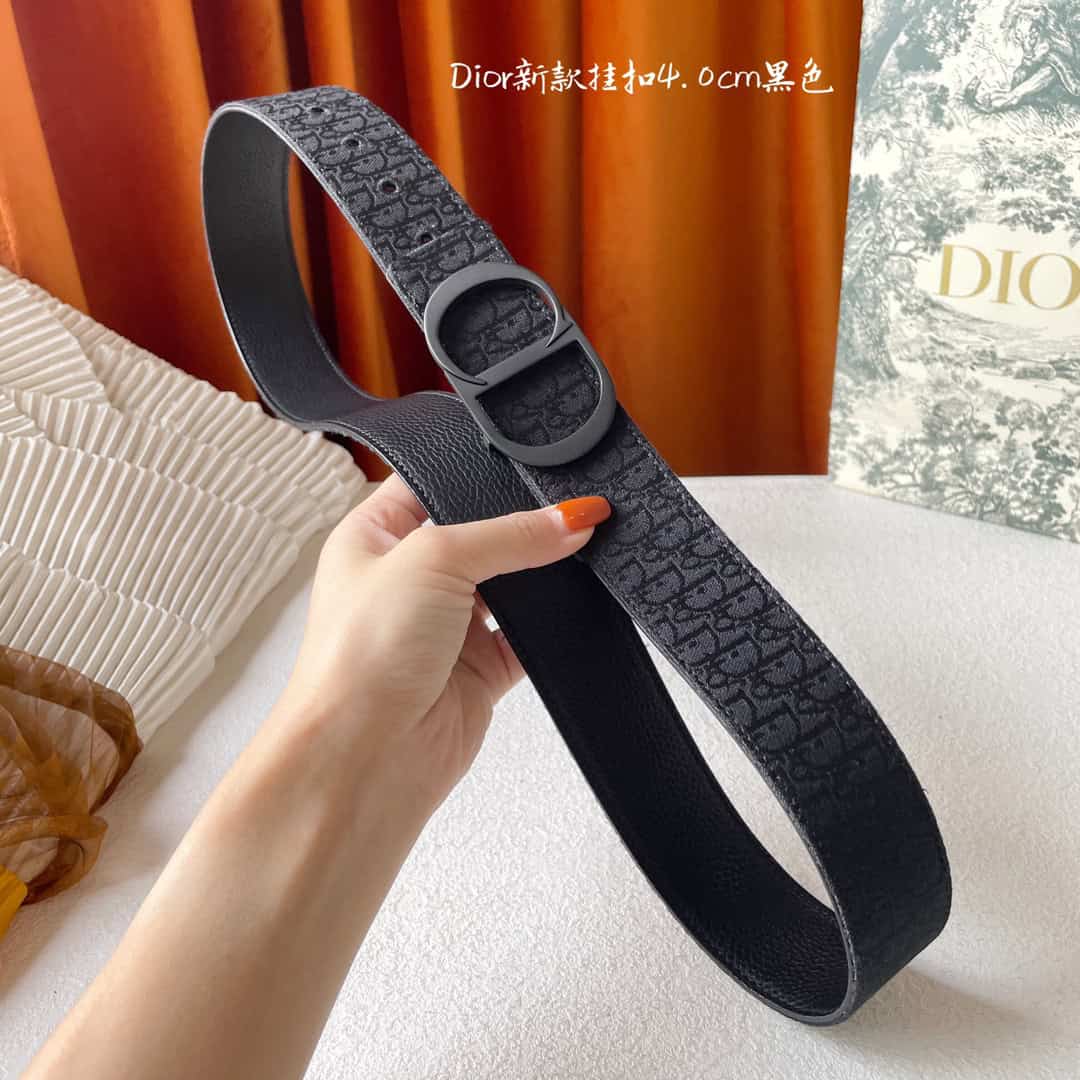 Dior Dior ‘CD’ Buckle Oblique Trotter – DB023