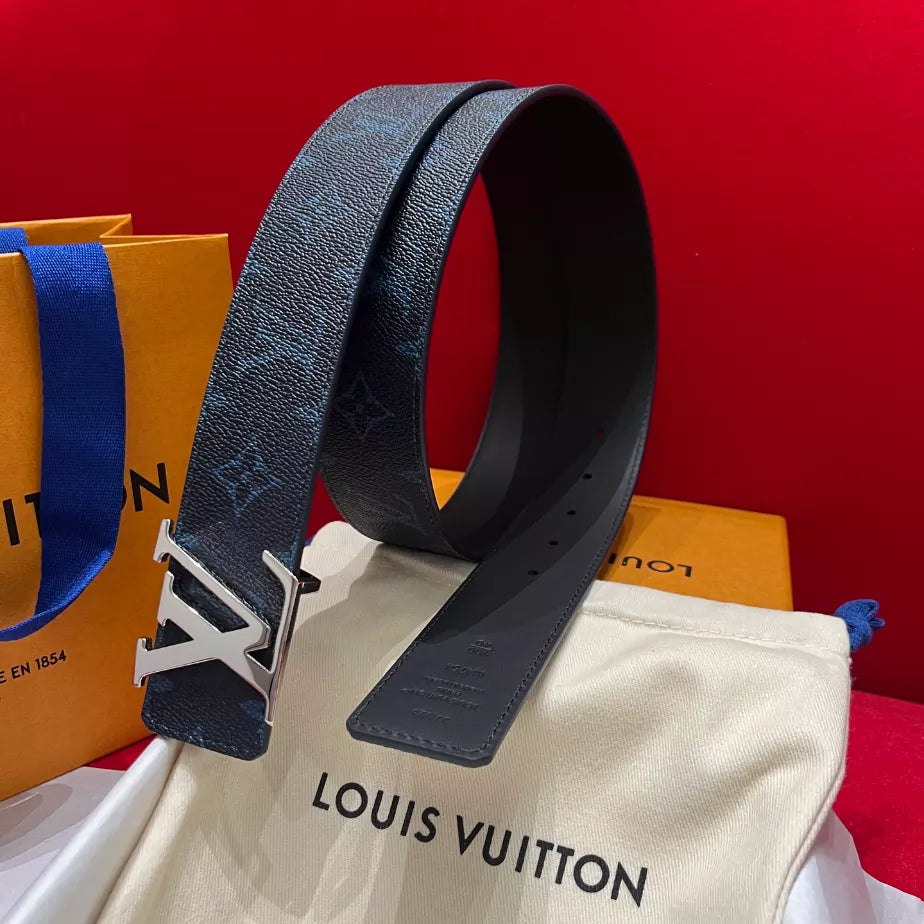 LV INITIALES 40MM REVERSIBLE BELT – LBE094