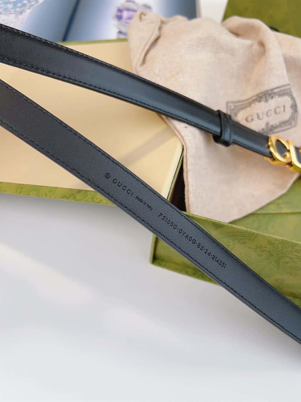 GUCCI BUCKLE THIN BELT BLACK LEATHER – GB024
