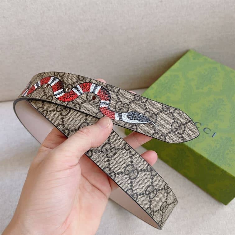 GUCCI GG SUPREME BELT WITH KINGSNAKE PRINT – GB034