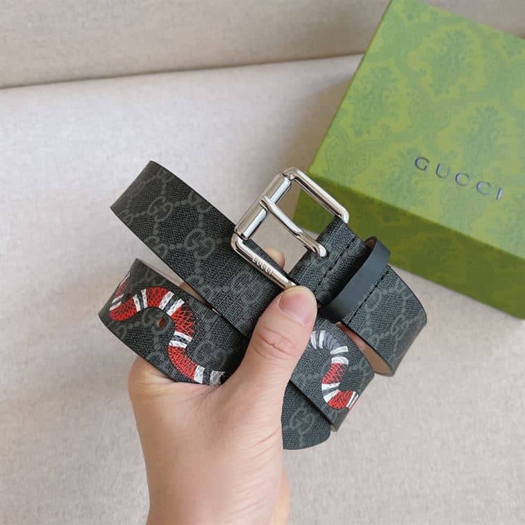 GUCCI GG SUPREME BELT WITH KINGSNAKE PRINT – GB035