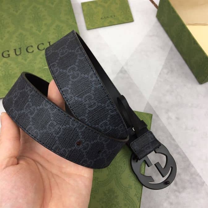 GUCCI MEN’S BLACK GG SUPREME BELT WITH G BUCKLE – GB001