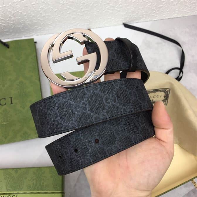 GUCCI MEN’S BLACK GG SUPREME BELT WITH G BUCKLE – GB003