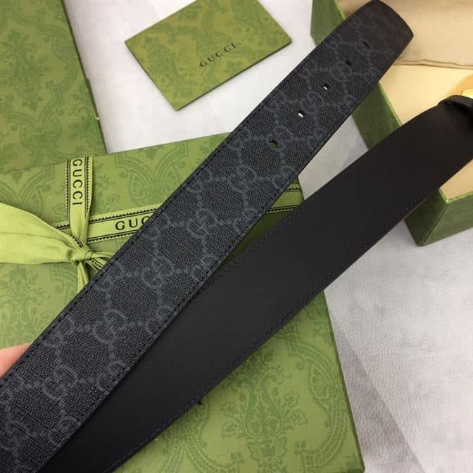 GUCCI MEN’S BLACK GG SUPREME BELT WITH G BUCKLE – GB018