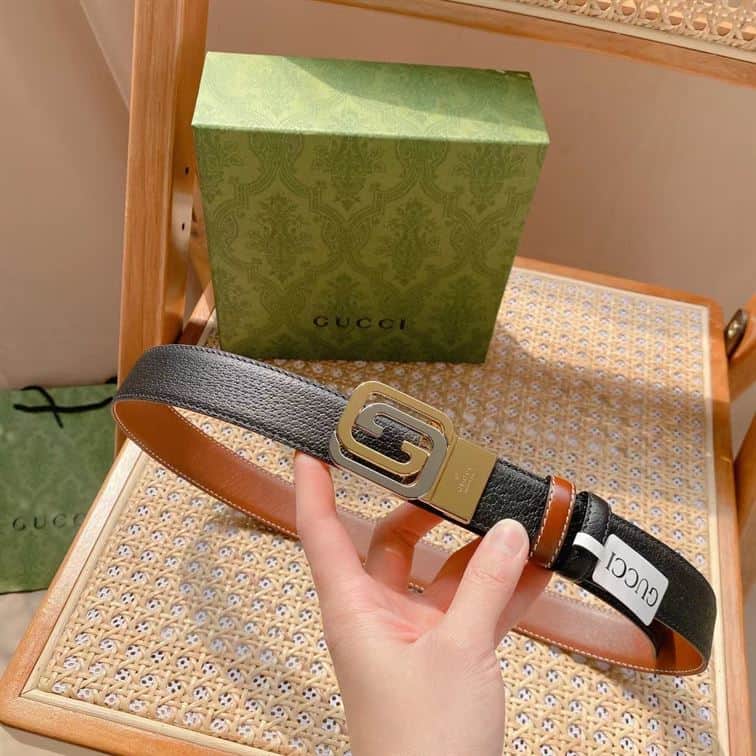 GUCCI REVERSIBLE BELT WITH SQUARED INTERLOCKING G – GB021