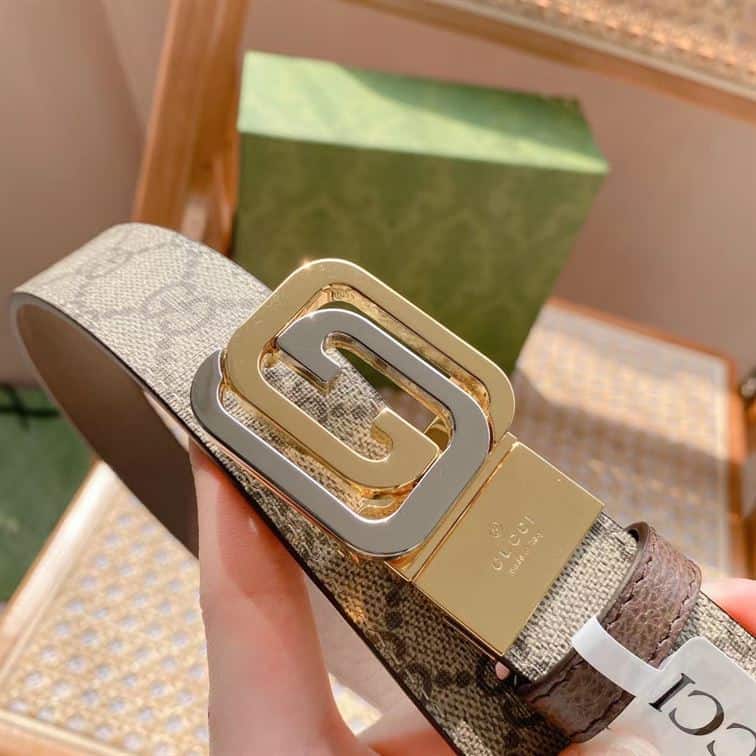 GUCCI REVERSIBLE BELT WITH SQUARED INTERLOCKING G – GB022
