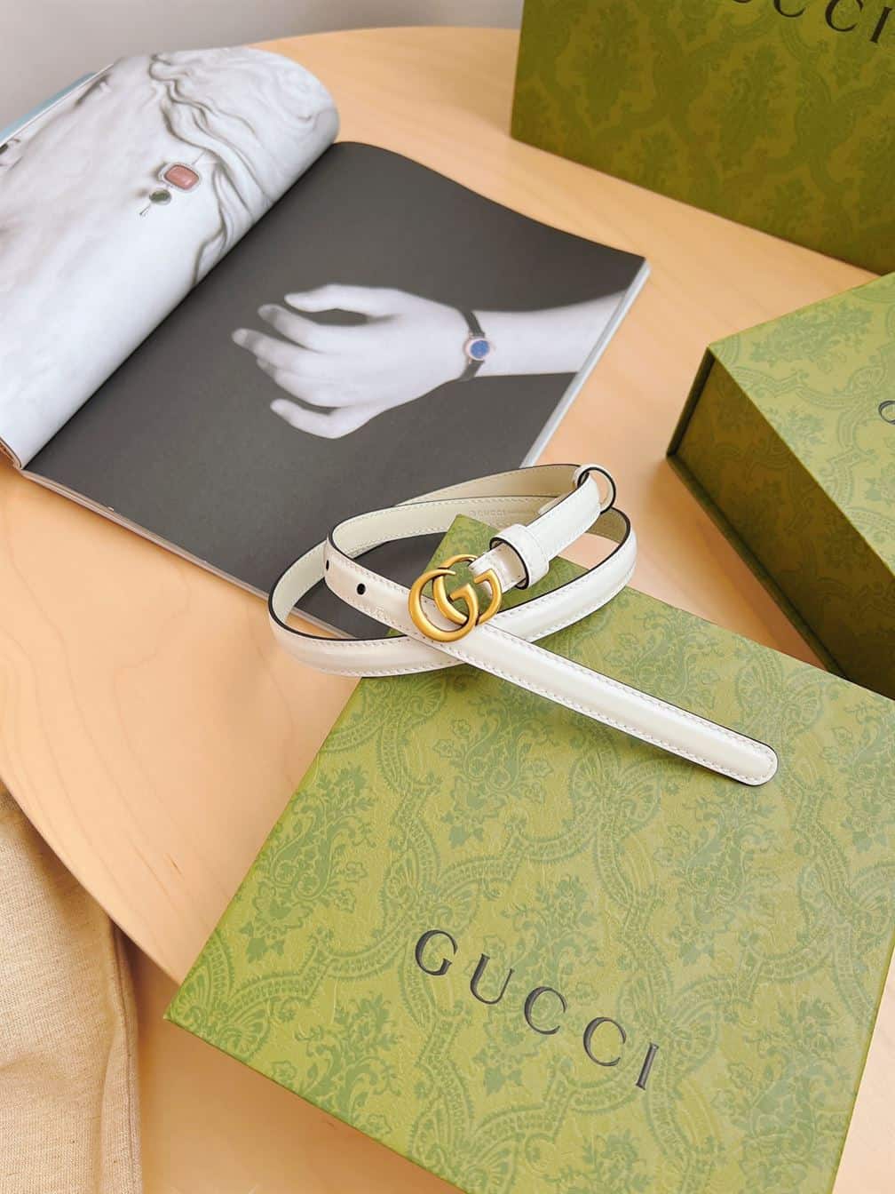 GUCCI THIN PATENT DOUBLE G BELT – GB050