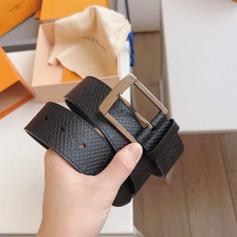 LOUIS VUITTON BELT – LBE044