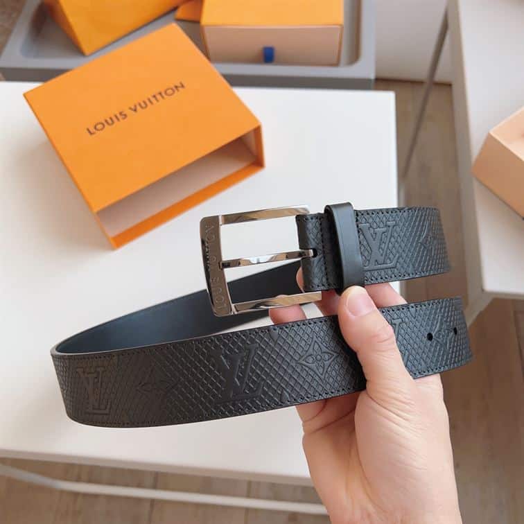 LOUIS VUITTON BELT – LBE044