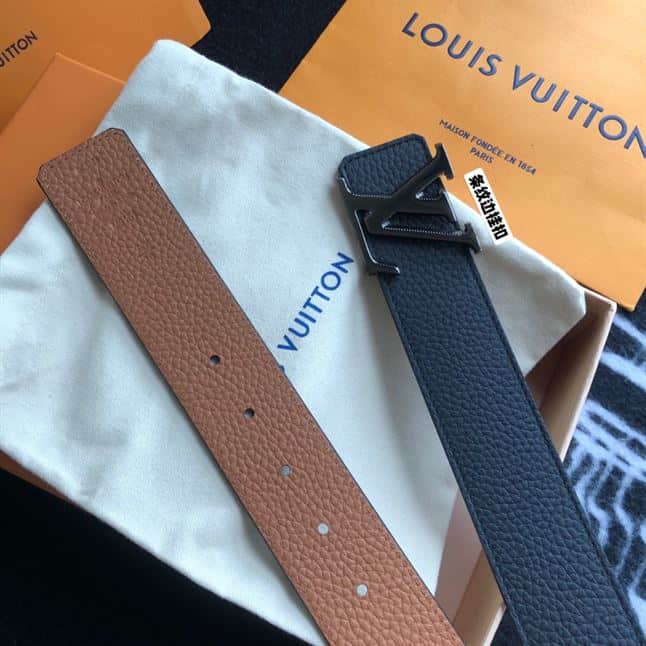 LOUIS VUITTON BELT – LBE049