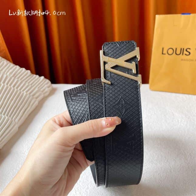 LOUIS VUITTON BELT – LBE058