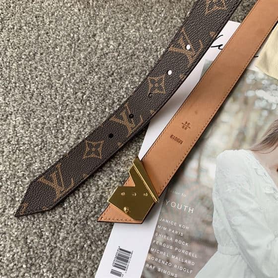 LOUIS VUITTON BELT – LBE071