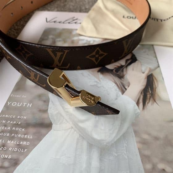 LOUIS VUITTON BELT – LBE071