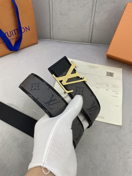 LOUIS VUITTON BELT – LBE075