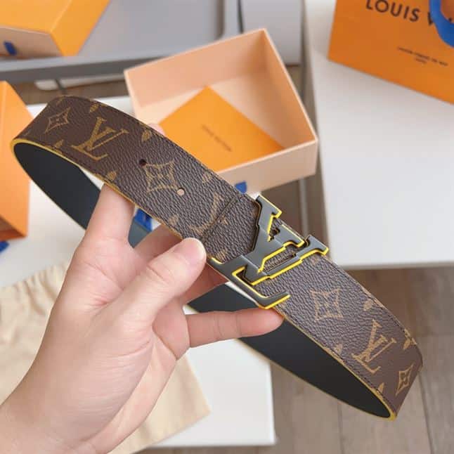 LOUIS VUITTON INITIALES 40MM REVERSIBLE MONOGRAM MACASSAR CANVAS – LBE061