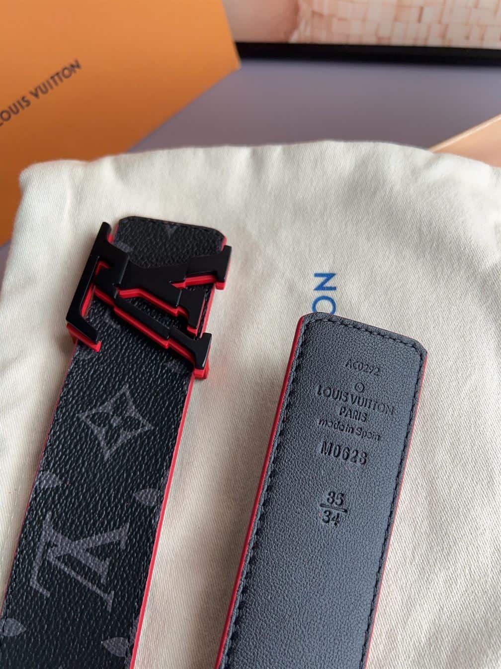 LOUIS VUITTON LV BROKEN 40MM REVERSIBLE BELT – LBE029
