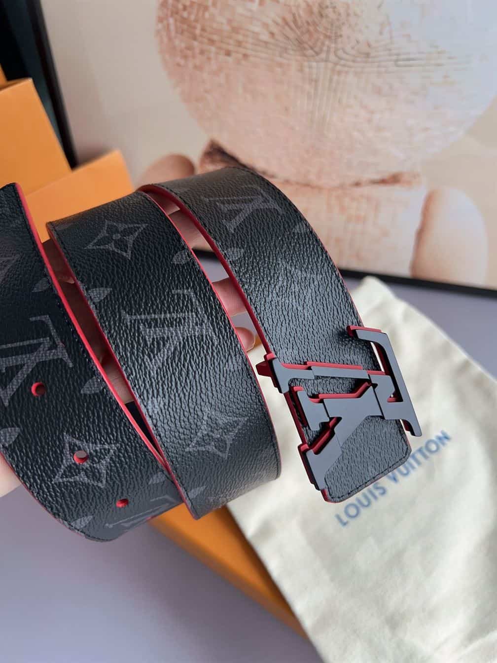 LOUIS VUITTON LV BROKEN 40MM REVERSIBLE BELT – LBE029
