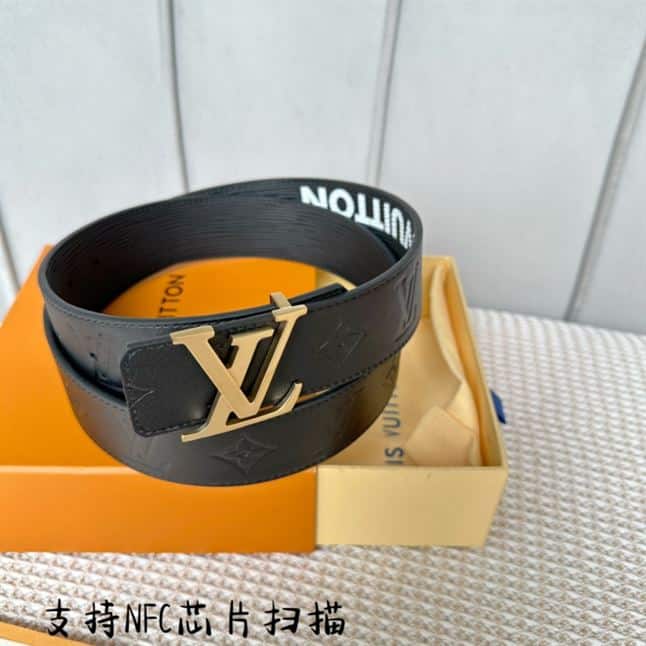 LOUIS VUITTON LV INITIALS 40MM REVERSIBLE BELT – LBE051