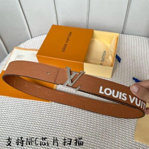 LOUIS VUITTON LV INITIALS 40MM REVERSIBLE BELT – LBE052