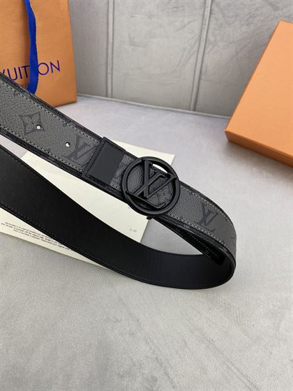 LOUIS VUITTON REVERSIBLE BELT CIRCLE – LBE070