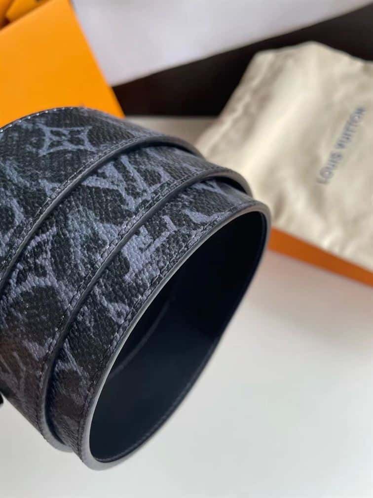 LOUIS VUITTON SHAPE 40MM REVERSIBLE BELT – LBE020