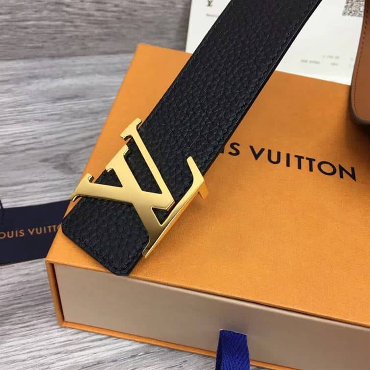 LV INITIALES 40MM REVERSIBLE – LBE015