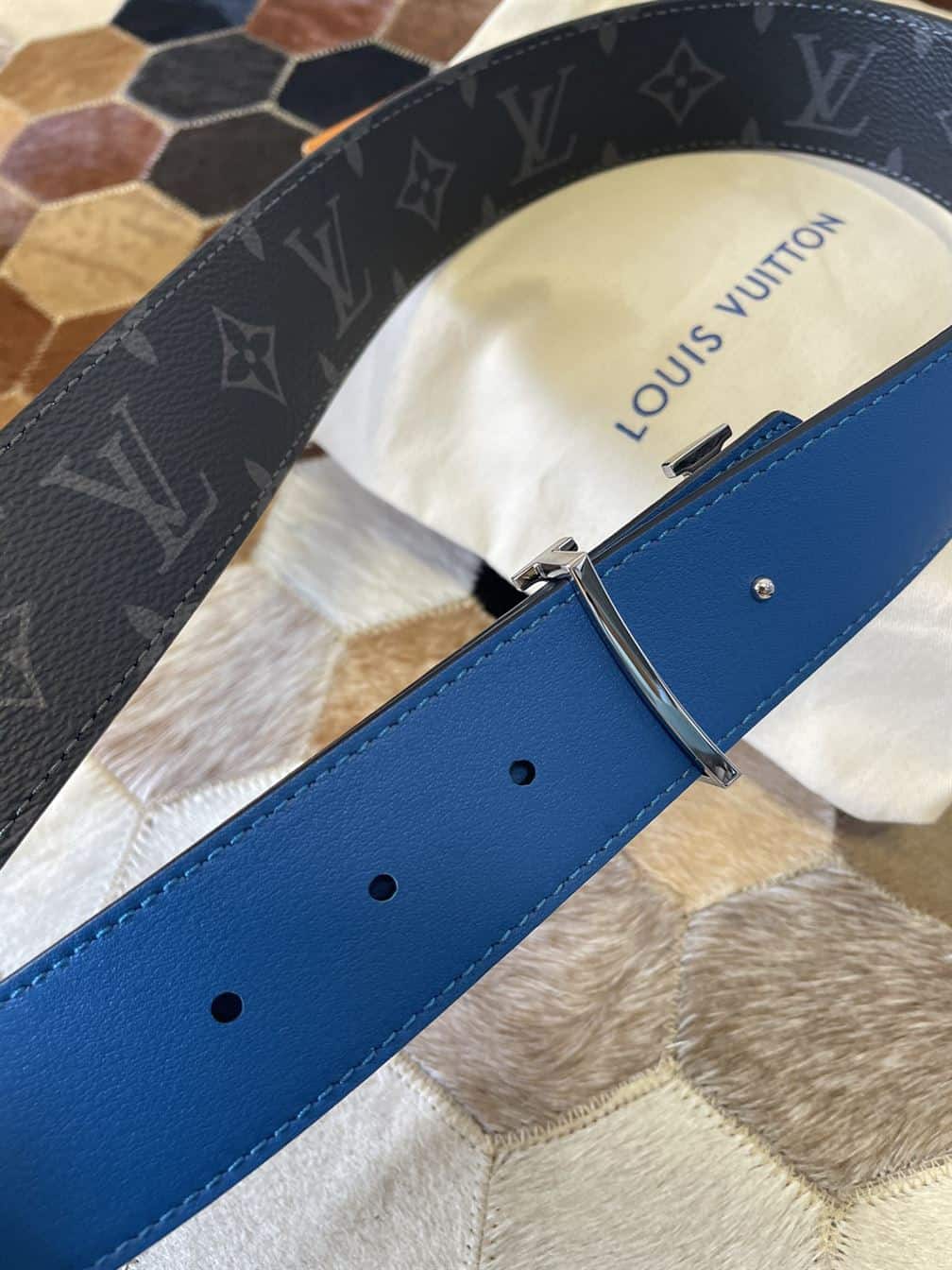 LV INITIALS 40MM REVERSIBLE BELT – LBE011